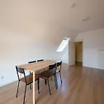 Lejlighed Urban Mit Balkon Bis Zu 5 Personen