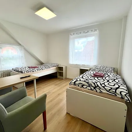 Apartment Helle Und Bequeme Monteurwohnung Mit Balkon Bremen