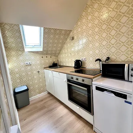 Helle Und Bequeme Monteurwohnung Mit Balkon * Bréma