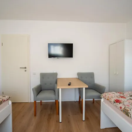 Lejlighed Urban Mit Balkon Bis Zu 5 Personen *