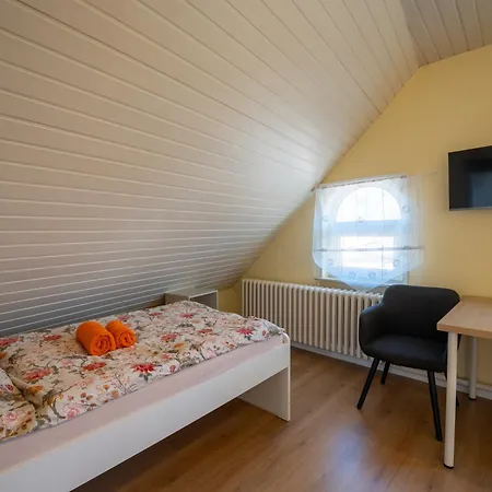 Lejlighed Urban Mit Balkon Bis Zu 5 Personen