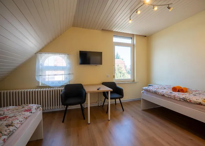 Апартаменты Urban Mit Balkon Bis Zu 5 Personen Бремен