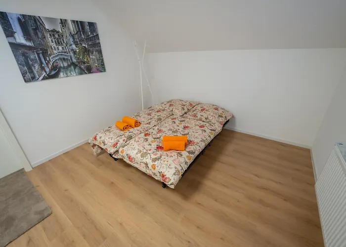 Urban Mit Balkon Bis Zu 5 Personen Бремен