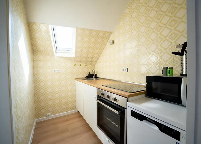 Urban Mit Balkon Bis Zu 5 Personen *