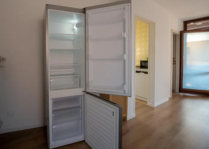 Urban Mit Balkon Bis Zu 5 Personen * Бремен